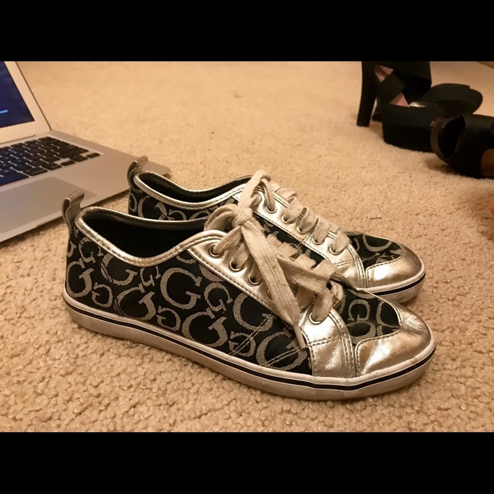 GUESS Shoes